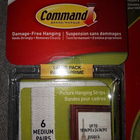 Price Drop** - Command Hanger Crochets NWT - 2 pks - Picture 2 of 4